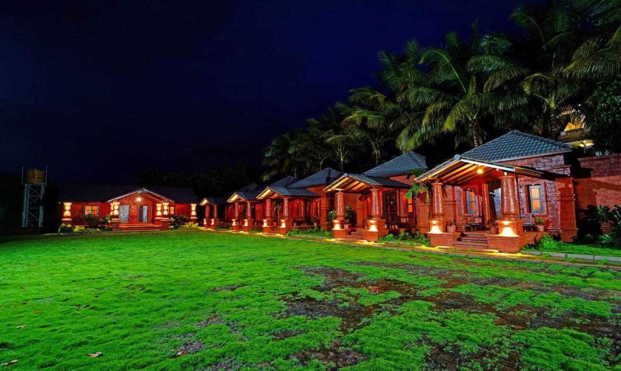 Siddhagiri Hotel And Resort Wai Εξωτερικό φωτογραφία